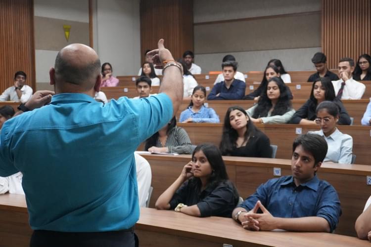 Institute of Management, Nirma University Ahmedabad Classrooms photo 11
