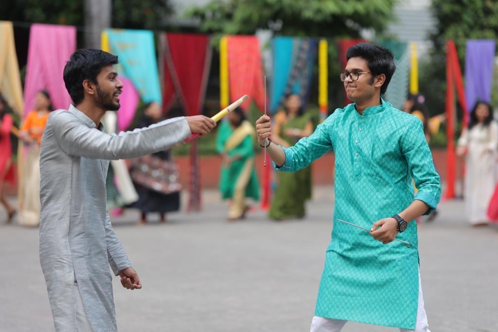 S. P. Mandali's Prin. N.G.Naralkar Institute of Career Development & Research, Pune Dandiya photo 6