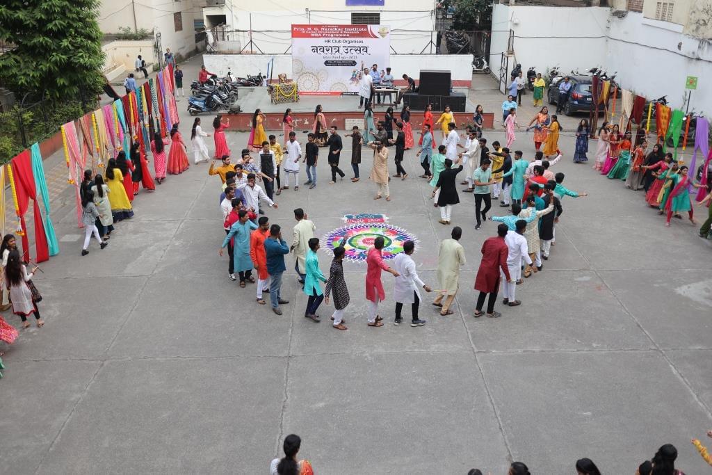 S. P. Mandali's Prin. N.G.Naralkar Institute of Career Development & Research, Pune Dandiya photo 8