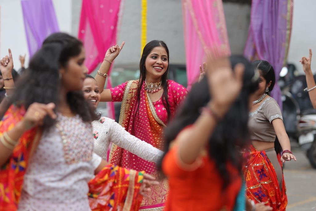 S. P. Mandali's Prin. N.G.Naralkar Institute of Career Development & Research, Pune Dandiya photo 14