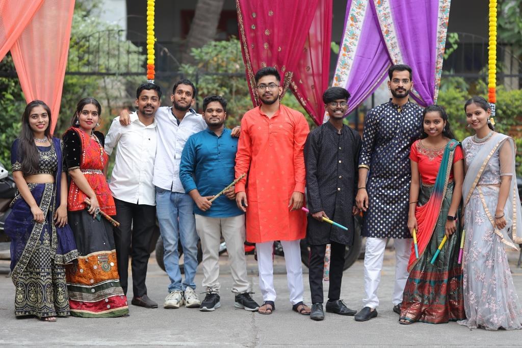 S. P. Mandali's Prin. N.G.Naralkar Institute of Career Development & Research, Pune Dandiya photo 18