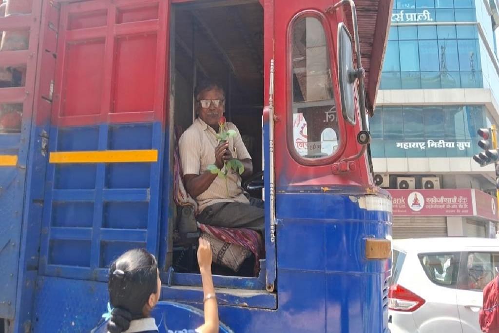 S. P. Mandali's Prin. N.G.Naralkar Institute of Career Development & Research, Pune Master with poster Images photo 13