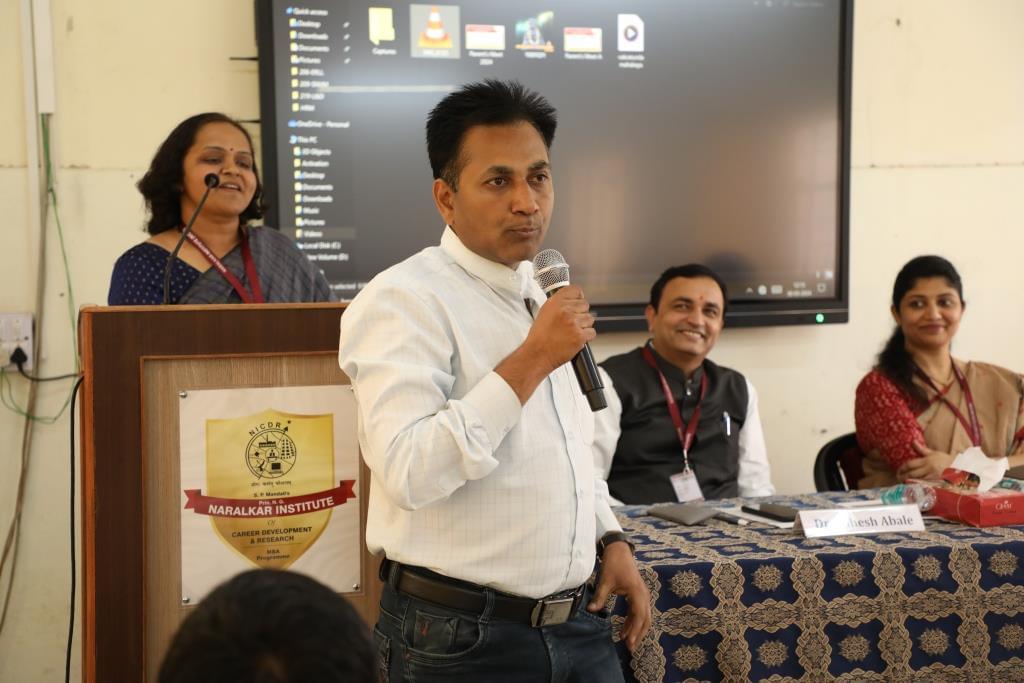 S. P. Mandali's Prin. N.G.Naralkar Institute of Career Development & Research, Pune Parents Meet Images photo 11