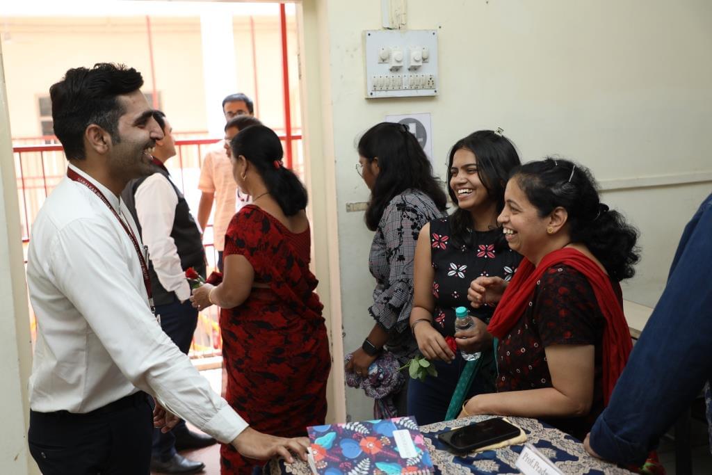 S. P. Mandali's Prin. N.G.Naralkar Institute of Career Development & Research, Pune Parents Meet Images photo 17