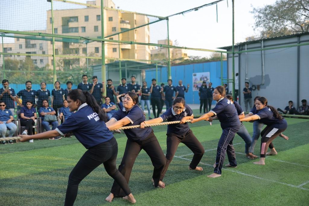S. P. Mandali's Prin. N.G.Naralkar Institute of Career Development & Research, Pune NPL TugofWar Images photo 7