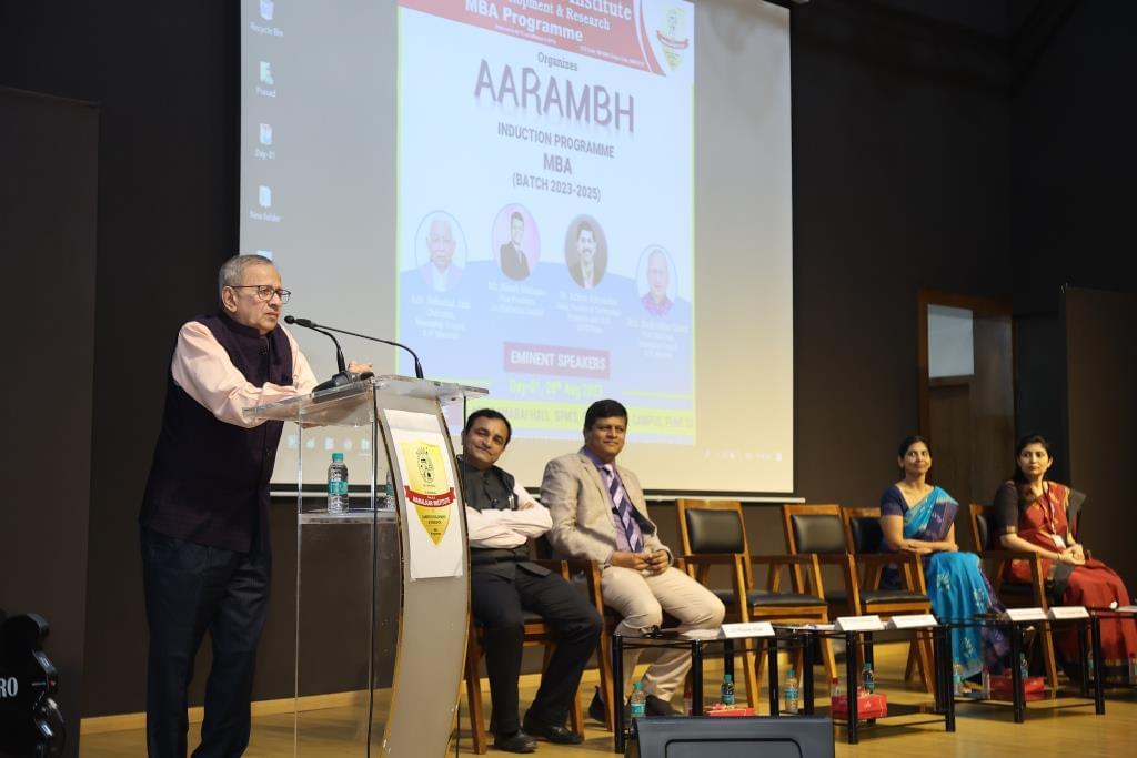 S. P. Mandali's Prin. N.G.Naralkar Institute of Career Development & Research, Pune Induction Day - 1 Images photo 10