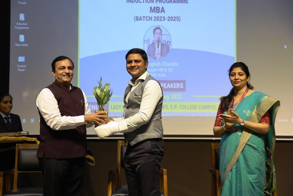 S. P. Mandali's Prin. N.G.Naralkar Institute of Career Development & Research, Pune Induction Day - 2 Images photo 5