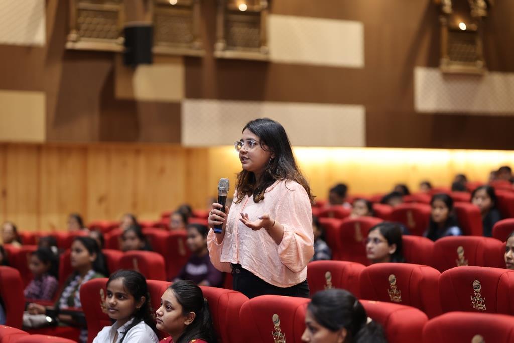 S. P. Mandali's Prin. N.G.Naralkar Institute of Career Development & Research, Pune Induction Day - 2 Images photo 10
