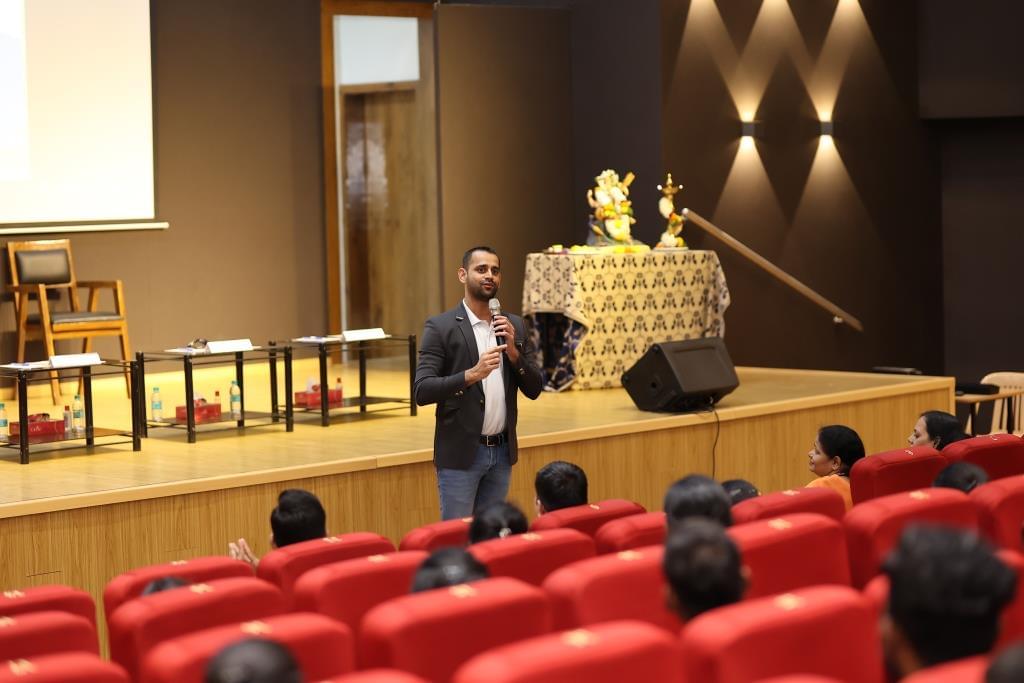 S. P. Mandali's Prin. N.G.Naralkar Institute of Career Development & Research, Pune Induction Day - 3 Images photo 6