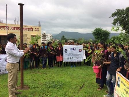 Maharshi Karve Stree Shikshan Samstha's Maharshi Karve Mahila Mahavidyalay Satara Extra Curriculum Activities photo 13