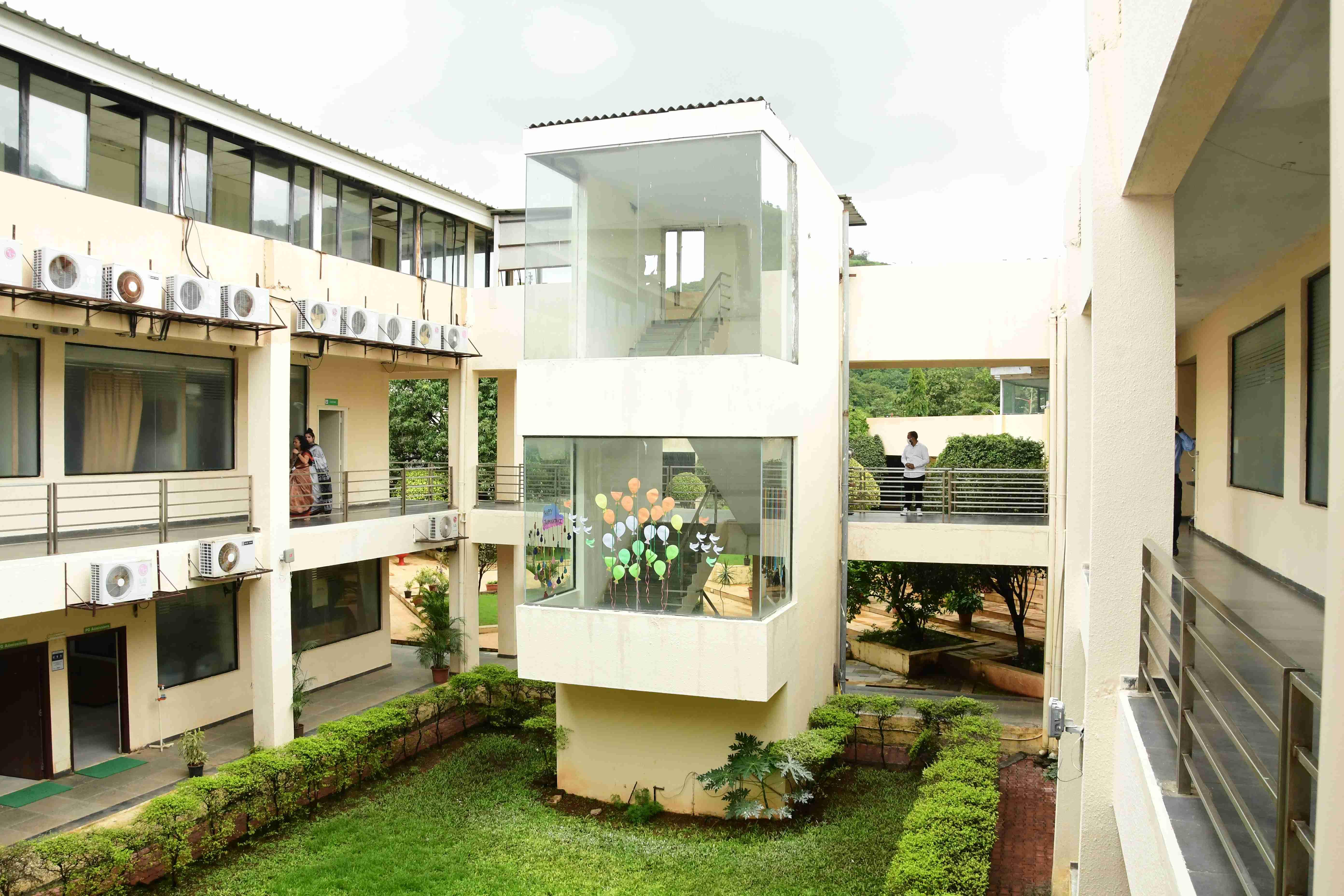 ISB&M College Of Commerce Pune hostel photo 8