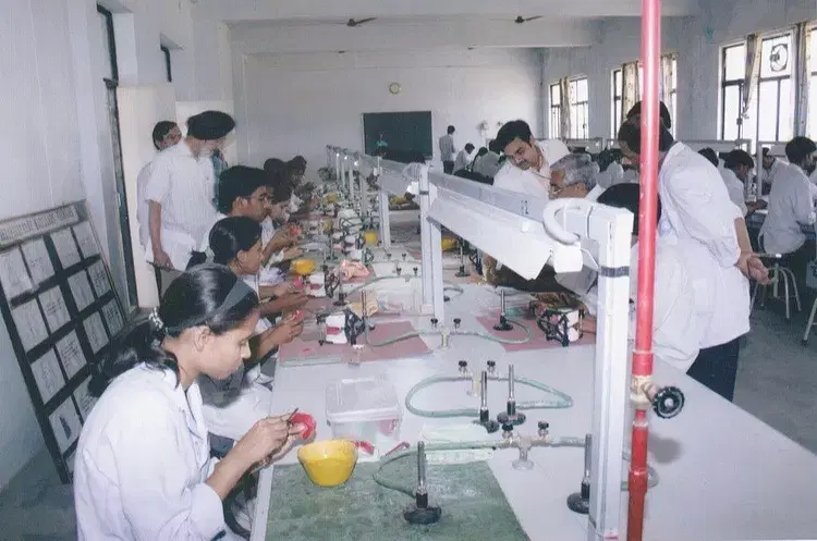 Purvanchal Institute of Dental Sciences Gorakhpur Labs and Clinics photo 5
