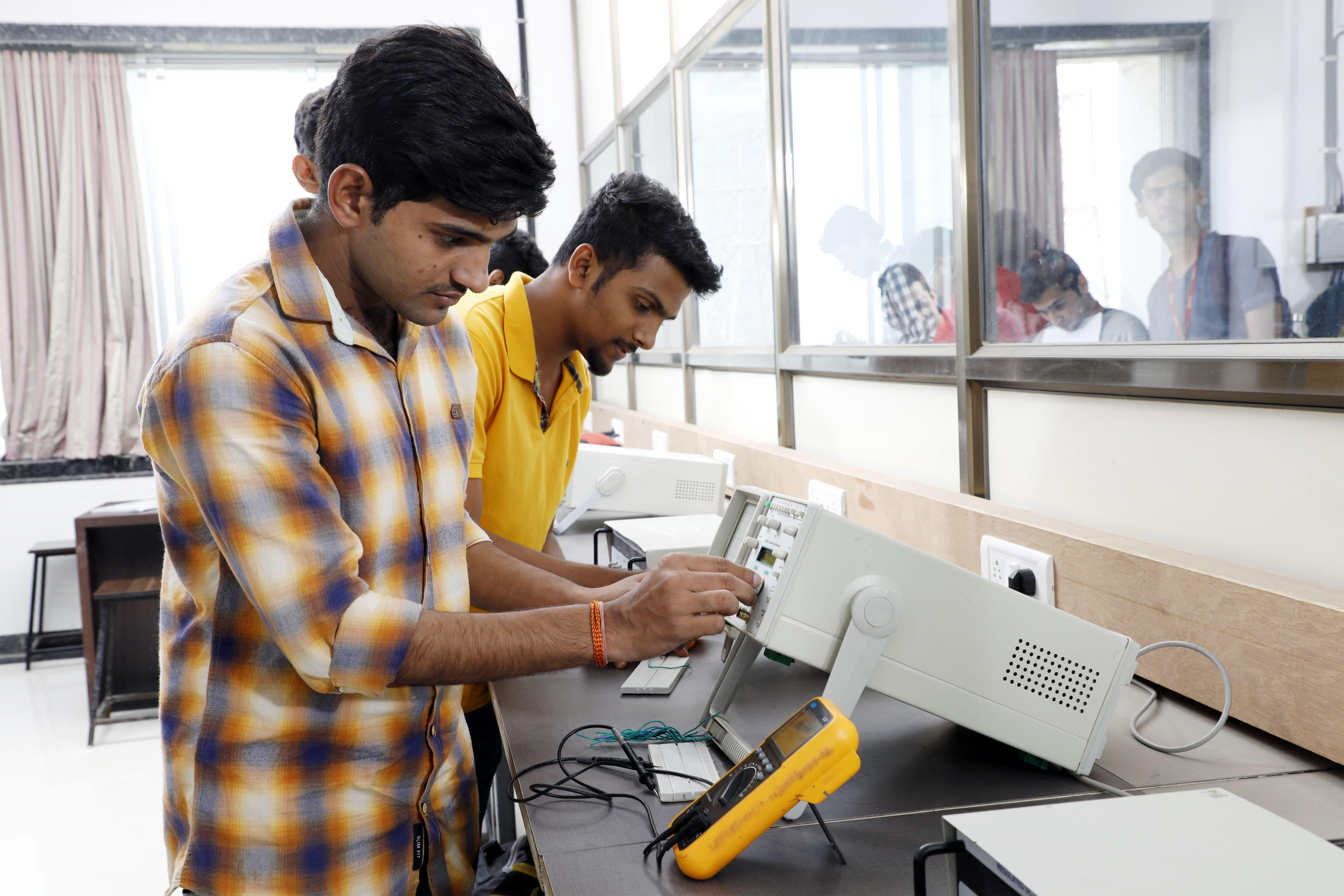 Shree L. R. Tiwari College of Engineering Thane Infrastructure photo 20