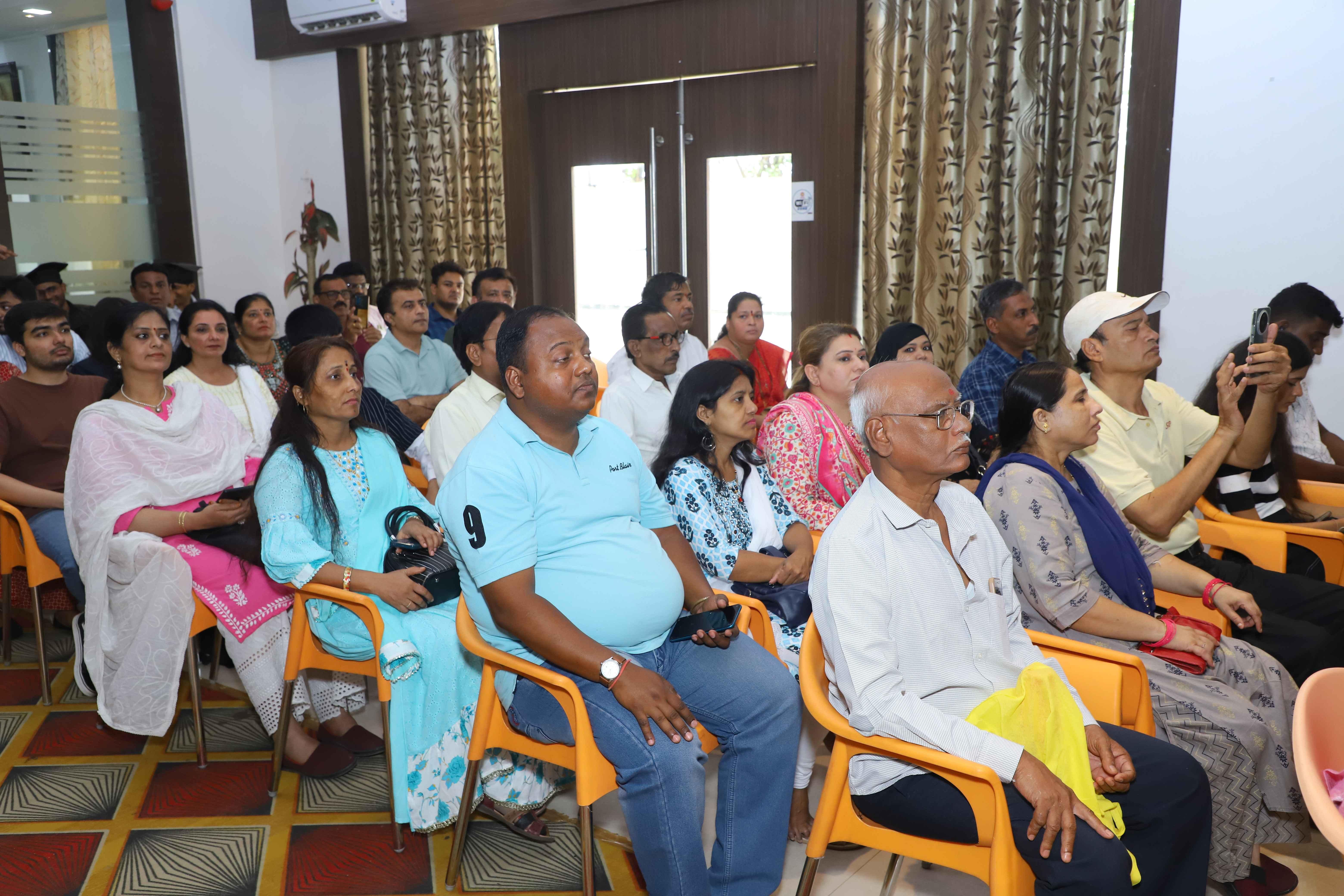 Shree L. R. Tiwari College of Engineering Thane Convocation Ceremony photo 2