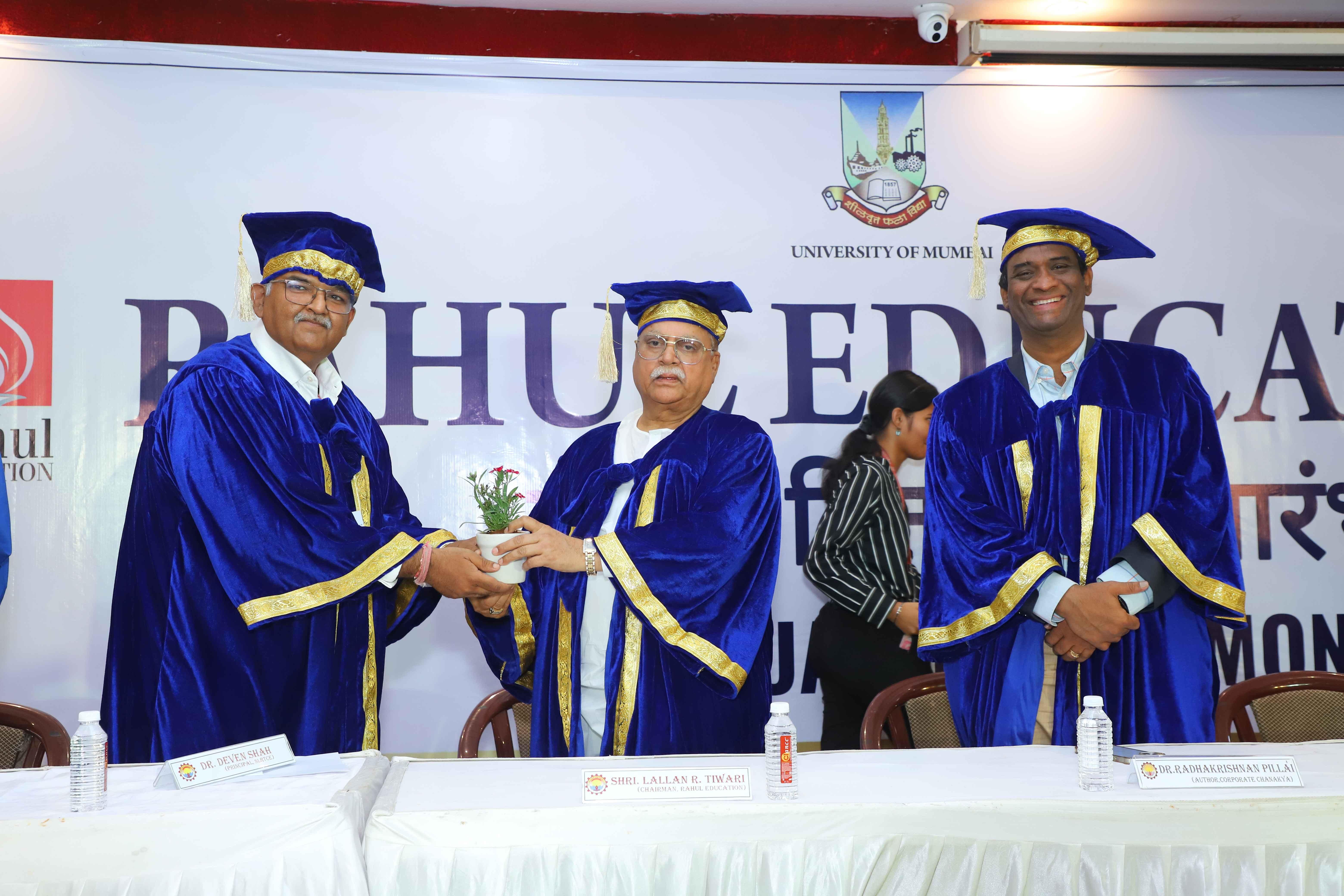 Shree L. R. Tiwari College of Engineering Thane Convocation Ceremony photo 12