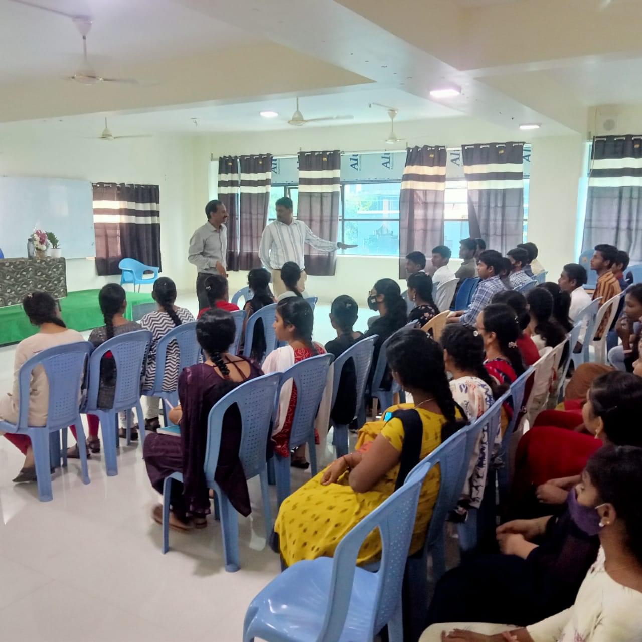 Kalam Women's Degree College Rajahmundhry Campus photo 5