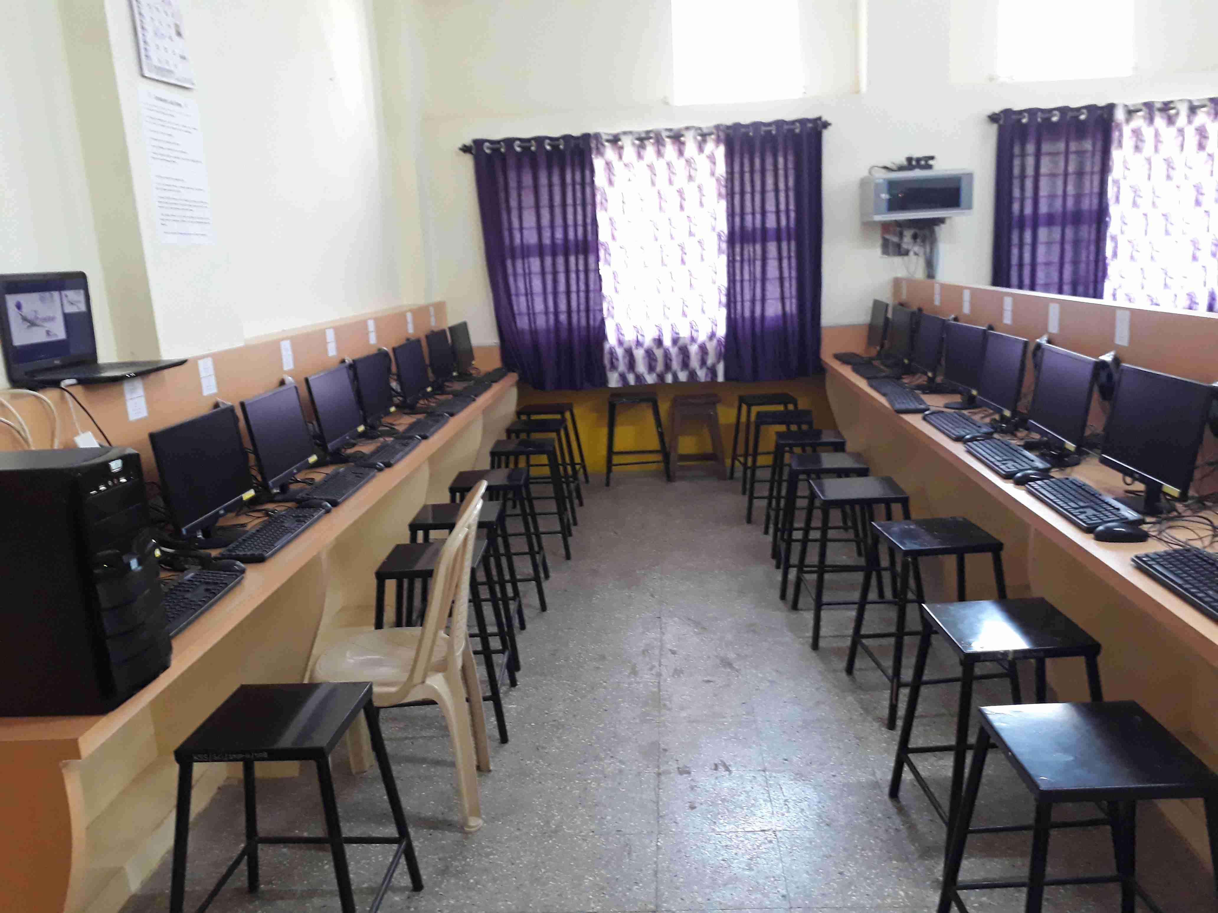 Maharshi Karve Stree Shikshan Samstha's Maharshi Karve Mahila Mahavidyalay Satara Campus photo 1