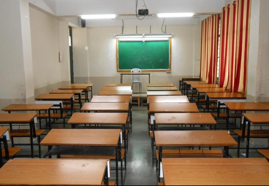 Maharshi Karve Stree Shikshan Samstha's Maharshi Karve Mahila Mahavidyalay Satara Campus photo 11