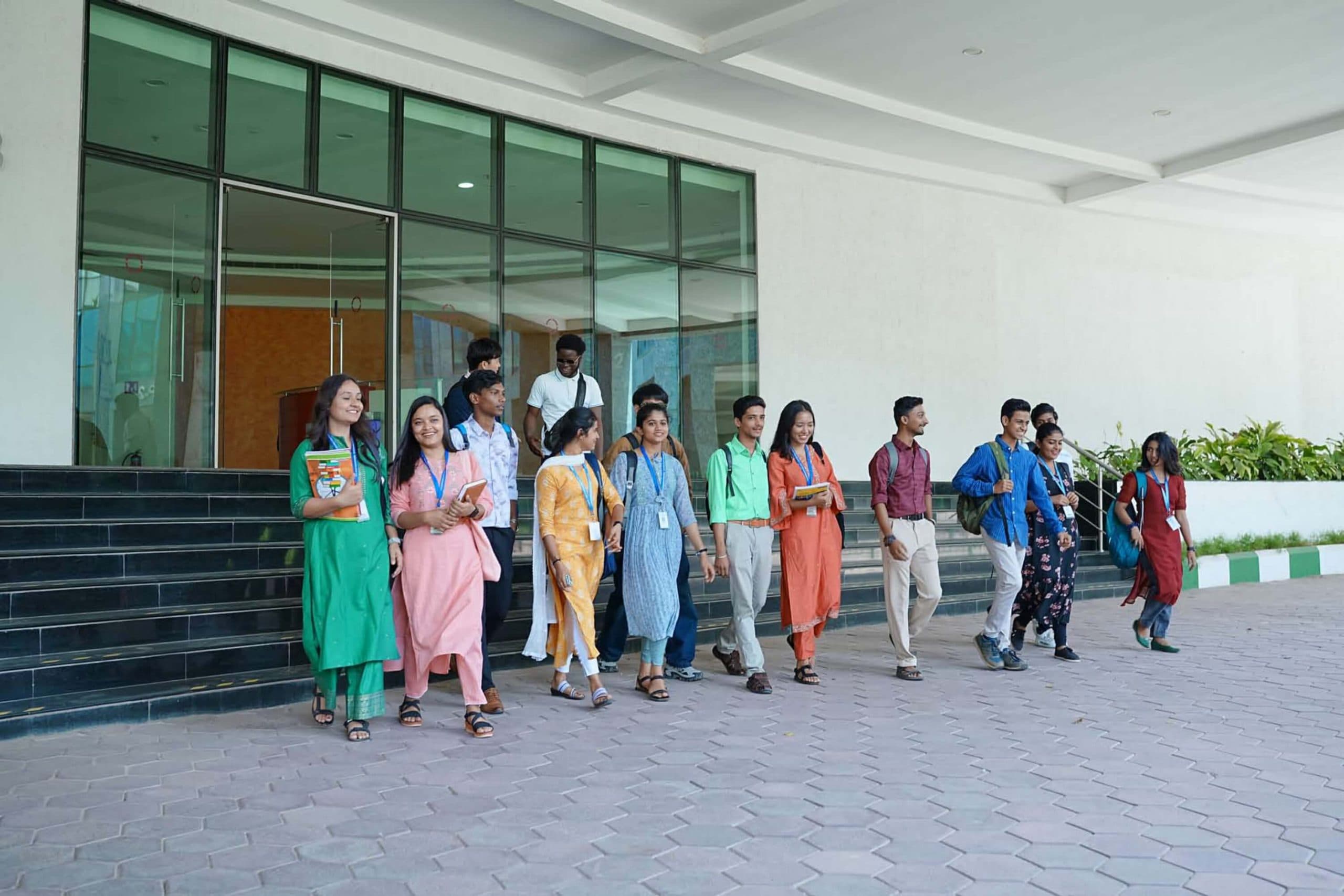 S-VYASA University University Academic Building photo 13