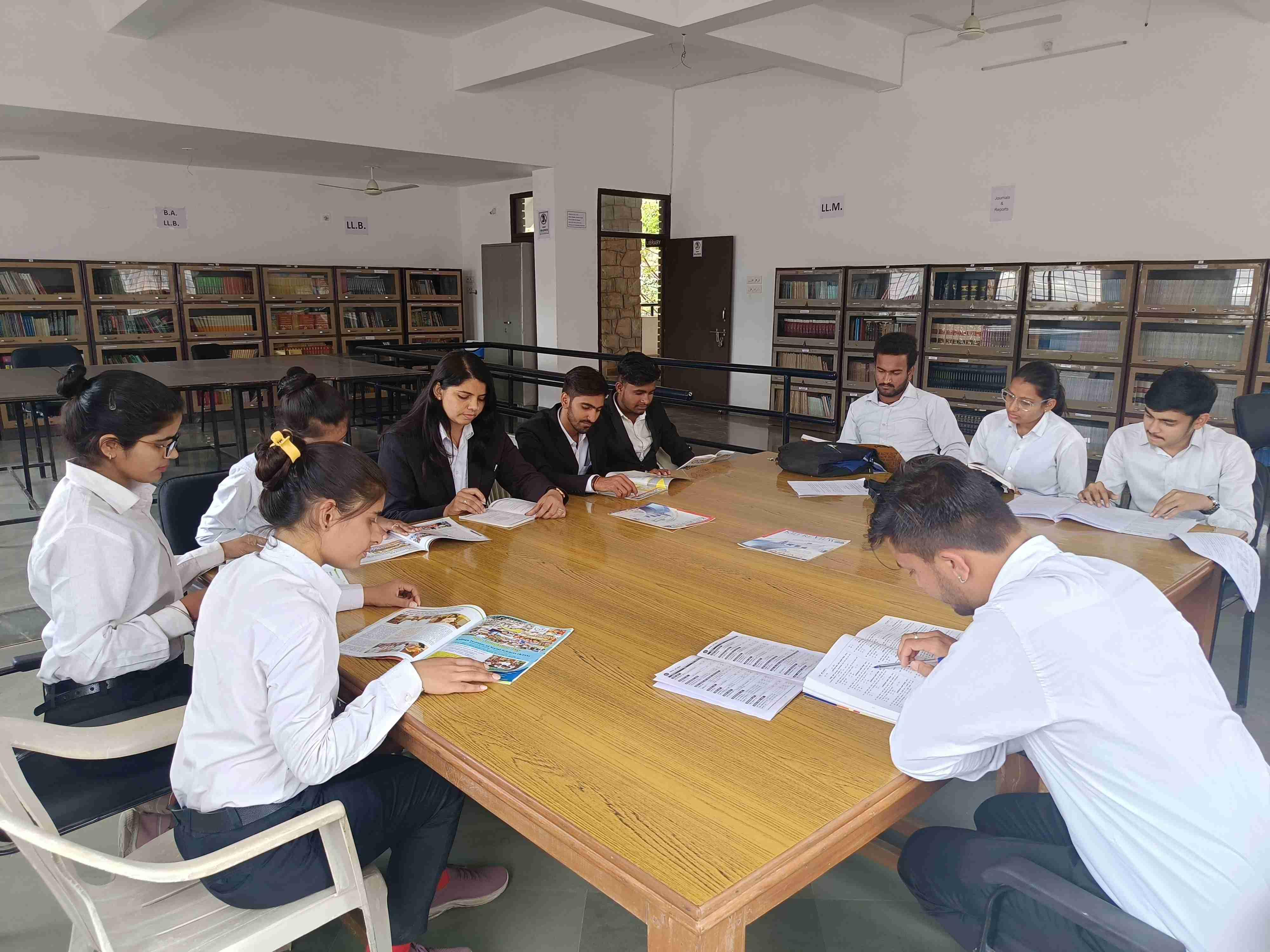 Dr. Anushka Vidhi Mahavidyalaya Udaipur Campus photo 6