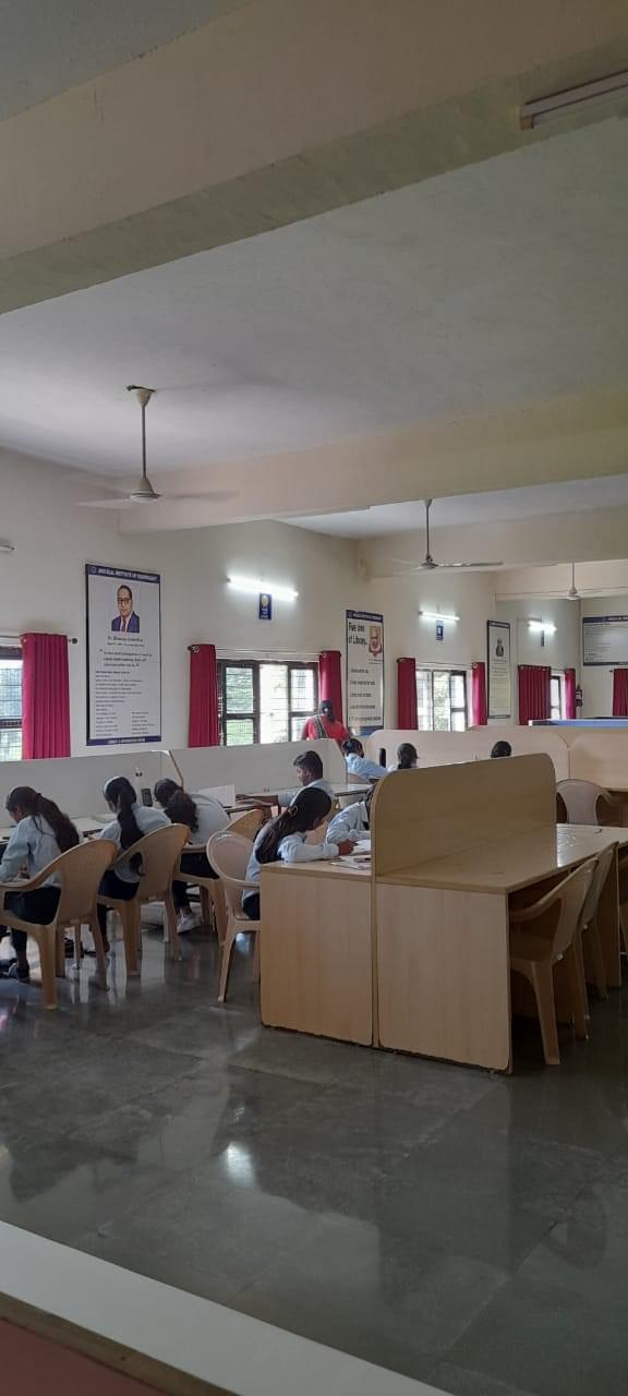 Jhulelal Institute of Technology Nagpur Library photo 5