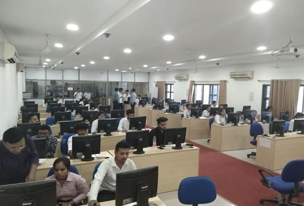 Jhulelal Institute of Technology Nagpur Laboratory photo 6