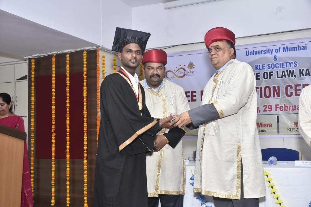 KLE College of Law Mumbai Convocation photo 8