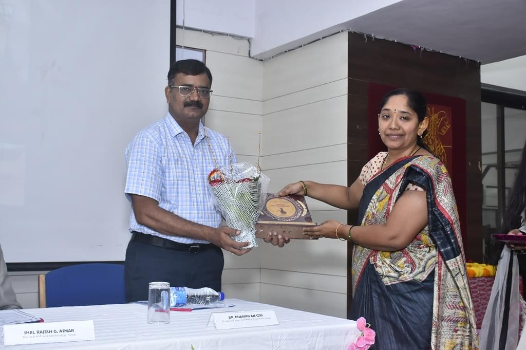 KLE College of Law Mumbai National Debate Competition photo 7