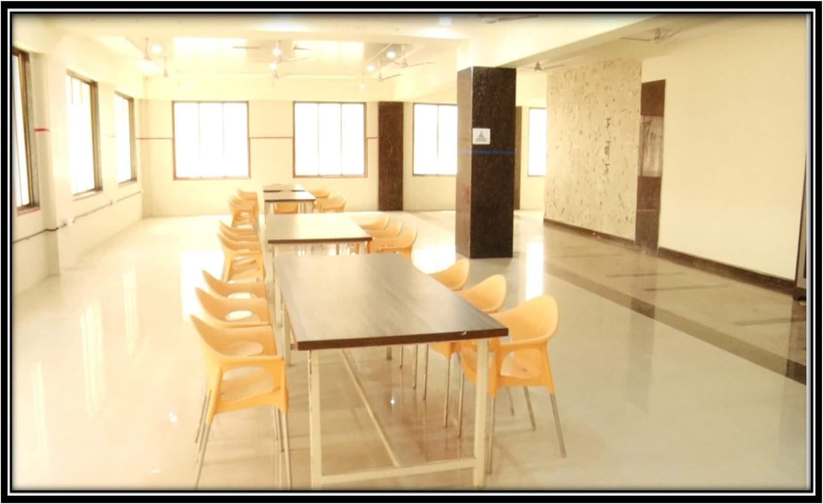 SMT. K.L. Tiwari Degree College of Commerce and Science Palghar Sports and Event photo 23