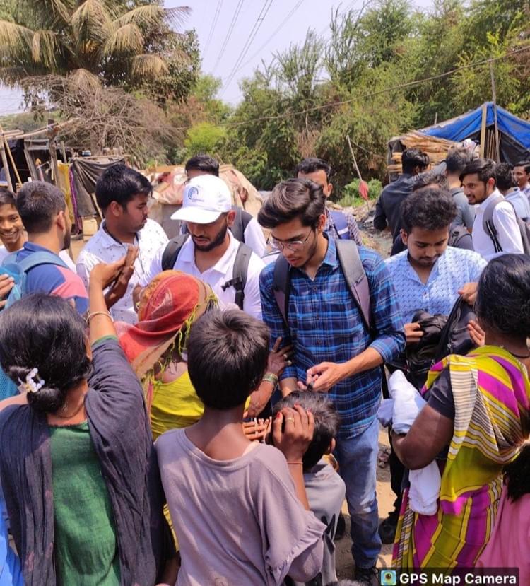 NCRD'S Sterling Institute Of Management Studies Navi Mumbai Cloth Donation Camp photo 1