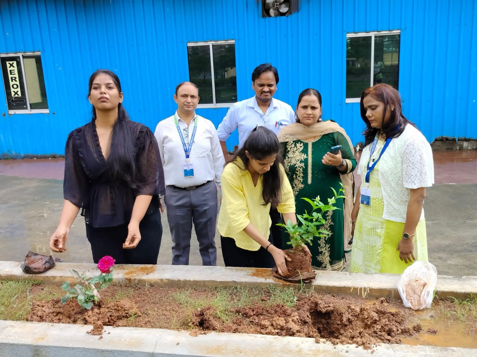 Shree L. R. Tiwari Degree College of Arts, Commerce and Science Mumbai Extra Curriculum Activity photo 68