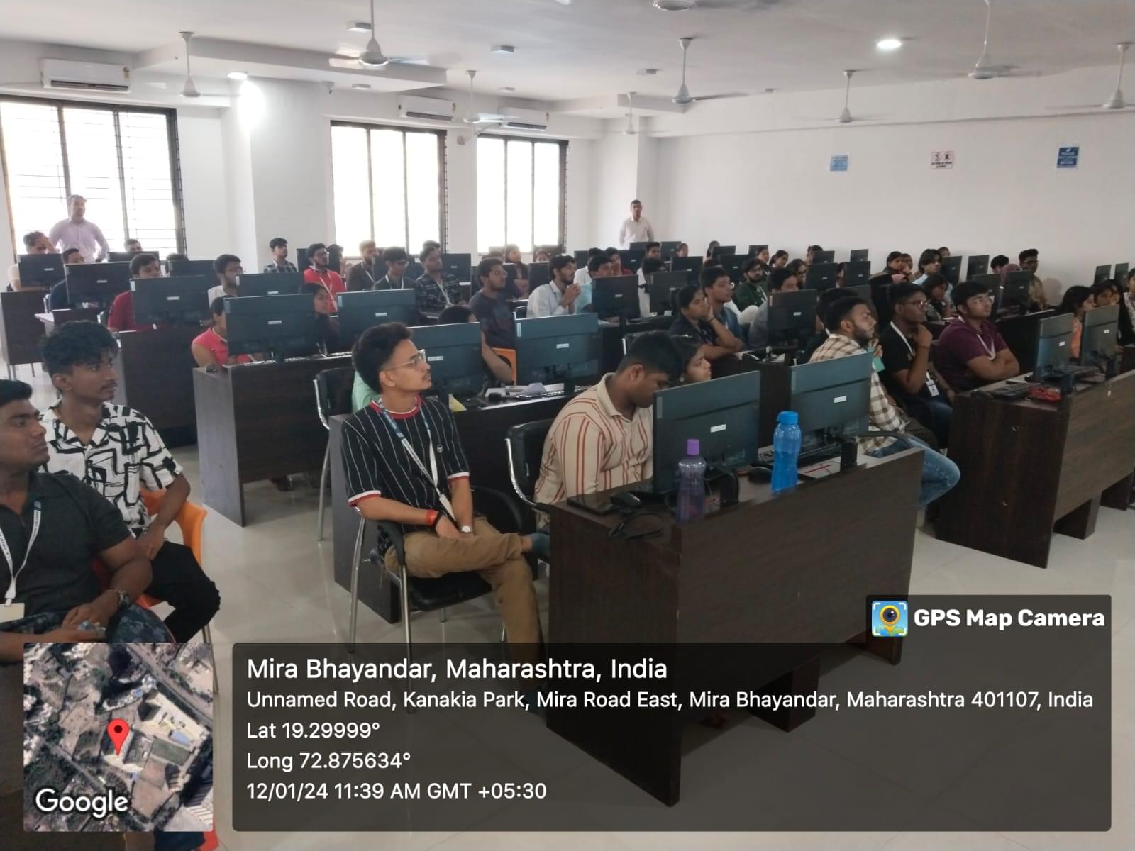 Shree L. R. Tiwari Degree College of Arts, Commerce and Science Mumbai Computer Lab photo 2