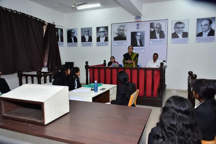 KLE College of Law Mumbai infrastructure photo 3