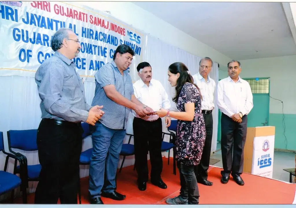 Shri Jayantilal Hirachand Sanghvi Gujarati Innovative College Of Commerce & Science Indore Infrastructure photo 5