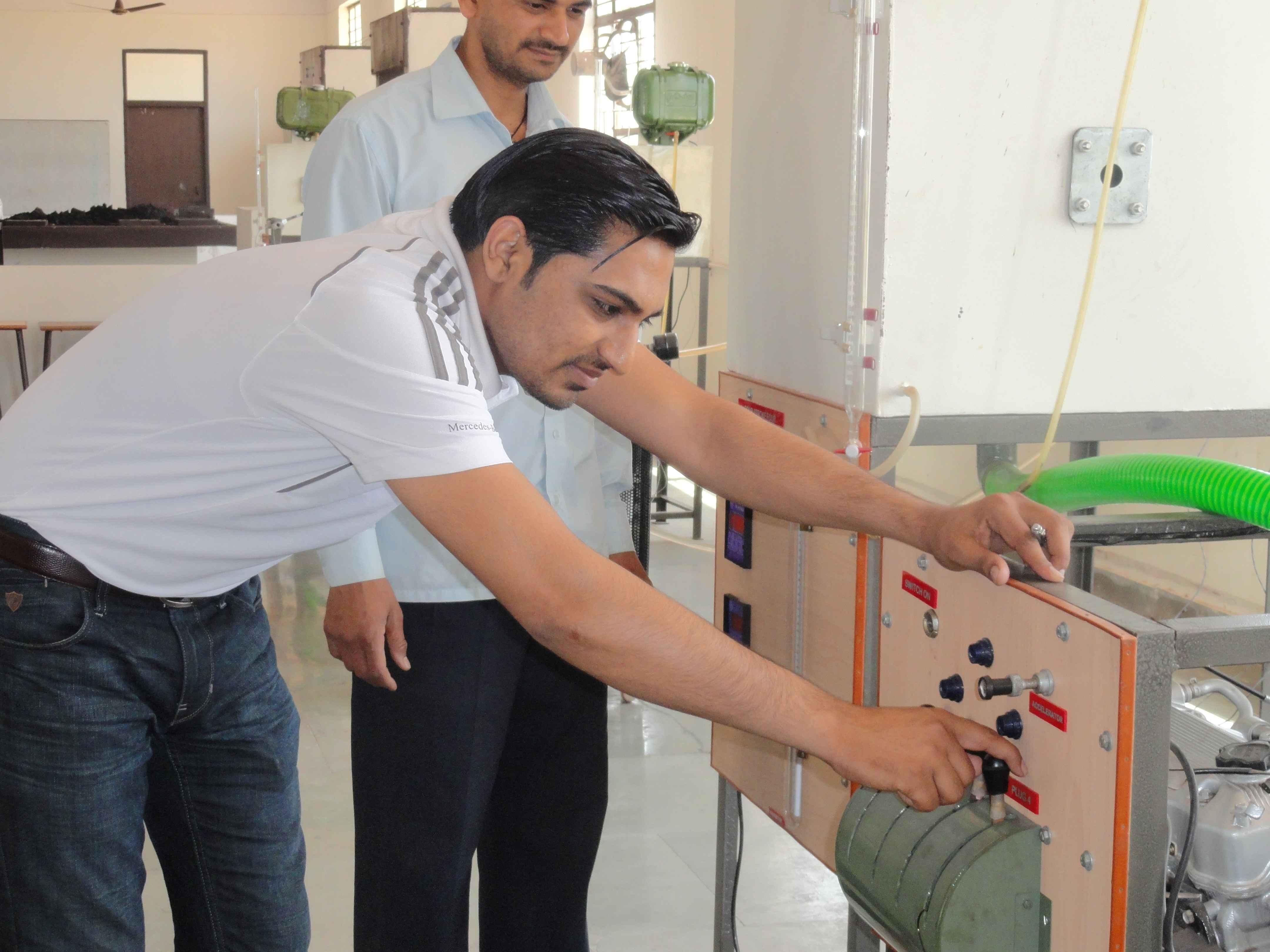 Shri Ram College of Engineering and Management Palwal Images photo 12