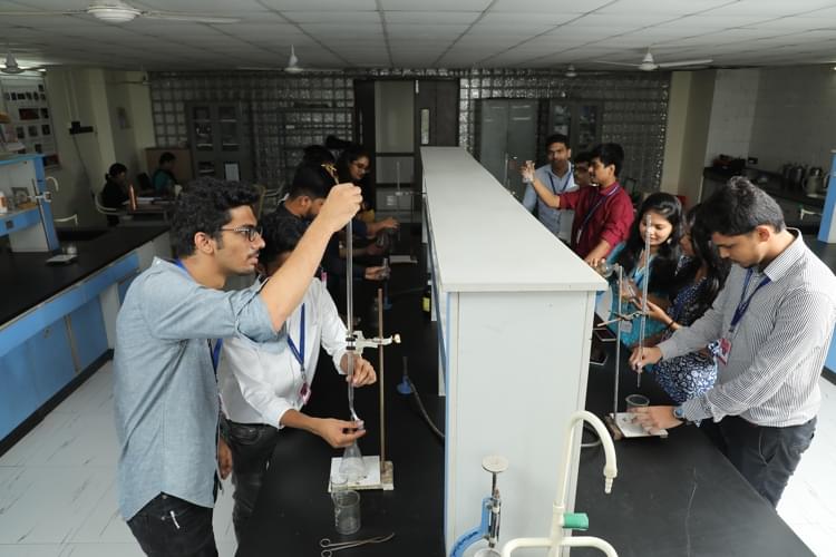 A. P. Shah Institute of Technology Thane Laboratory photo 2