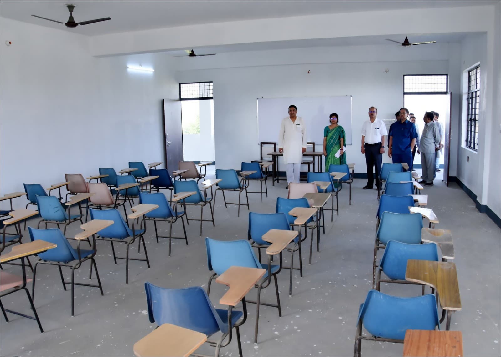 Dr. Atar Singh Kailash Kumari Vidhi Mahavidyalaya Kanpur Campus Images photo 5