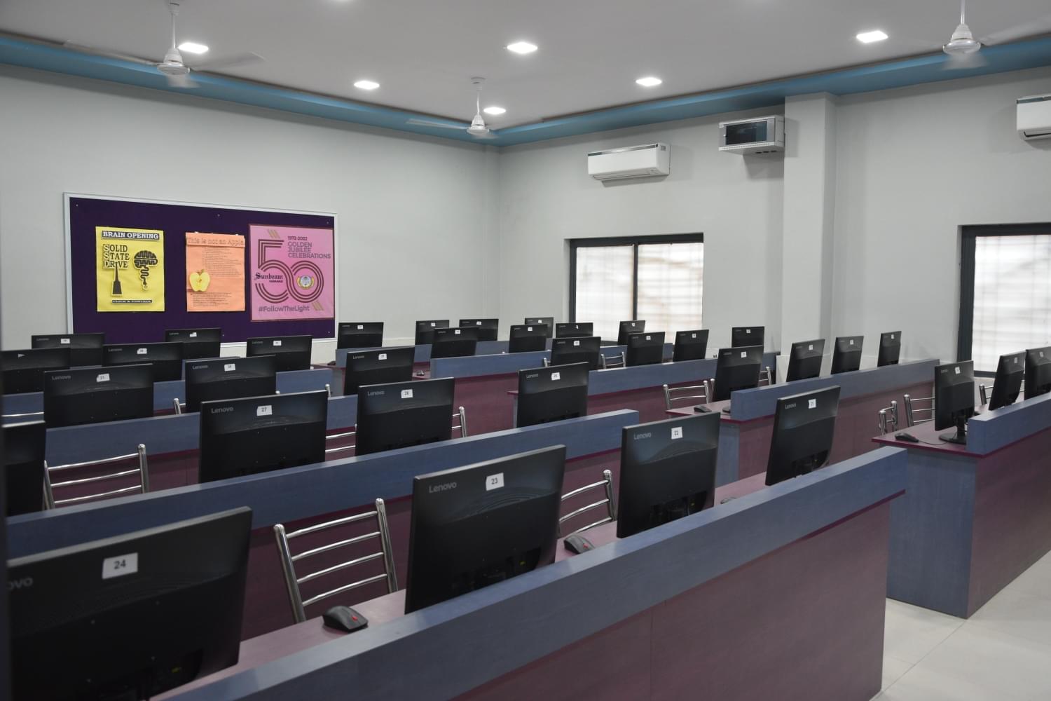 Sunbeam College for Women Varanasi Infrastructure photo 3