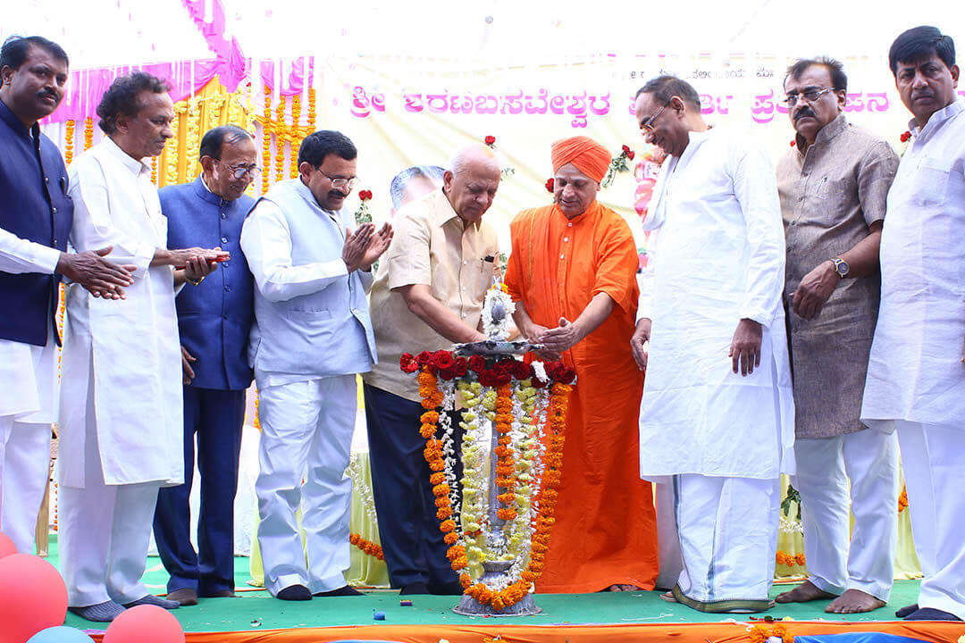 V. A Mathikatti Arts Commerce & Science PUC College Dharwad Images photo 3