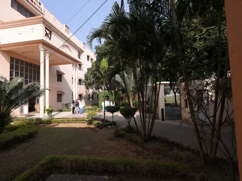 Saraswati Dental College Lucknow hostel photo 4