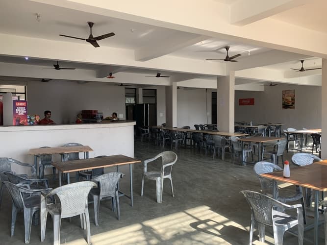 Yashraj colleges Kanpur Infrastructure photo 5