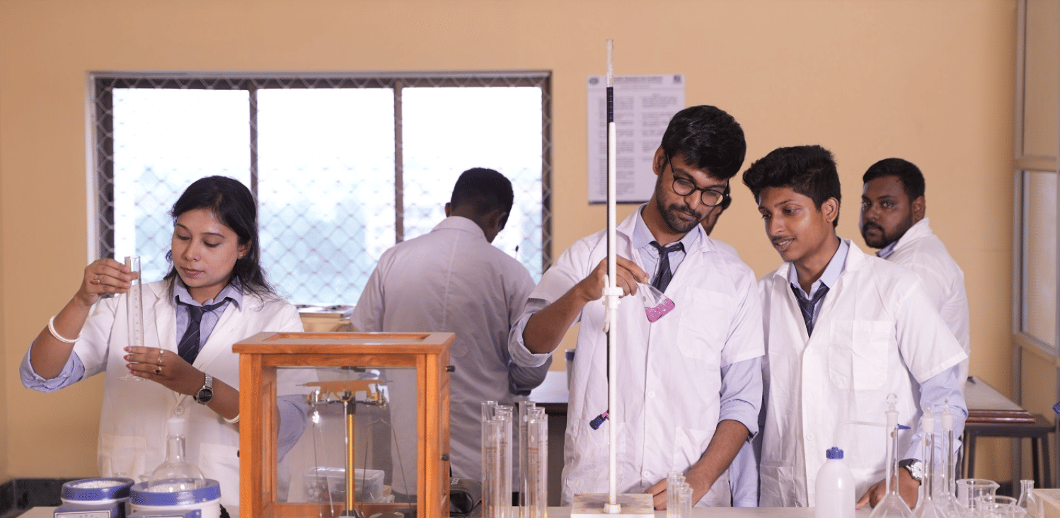 Dr. Sudhir Chandra Sur Institute of Pharmaceutical Science and Technology Kolkata Images photo 3