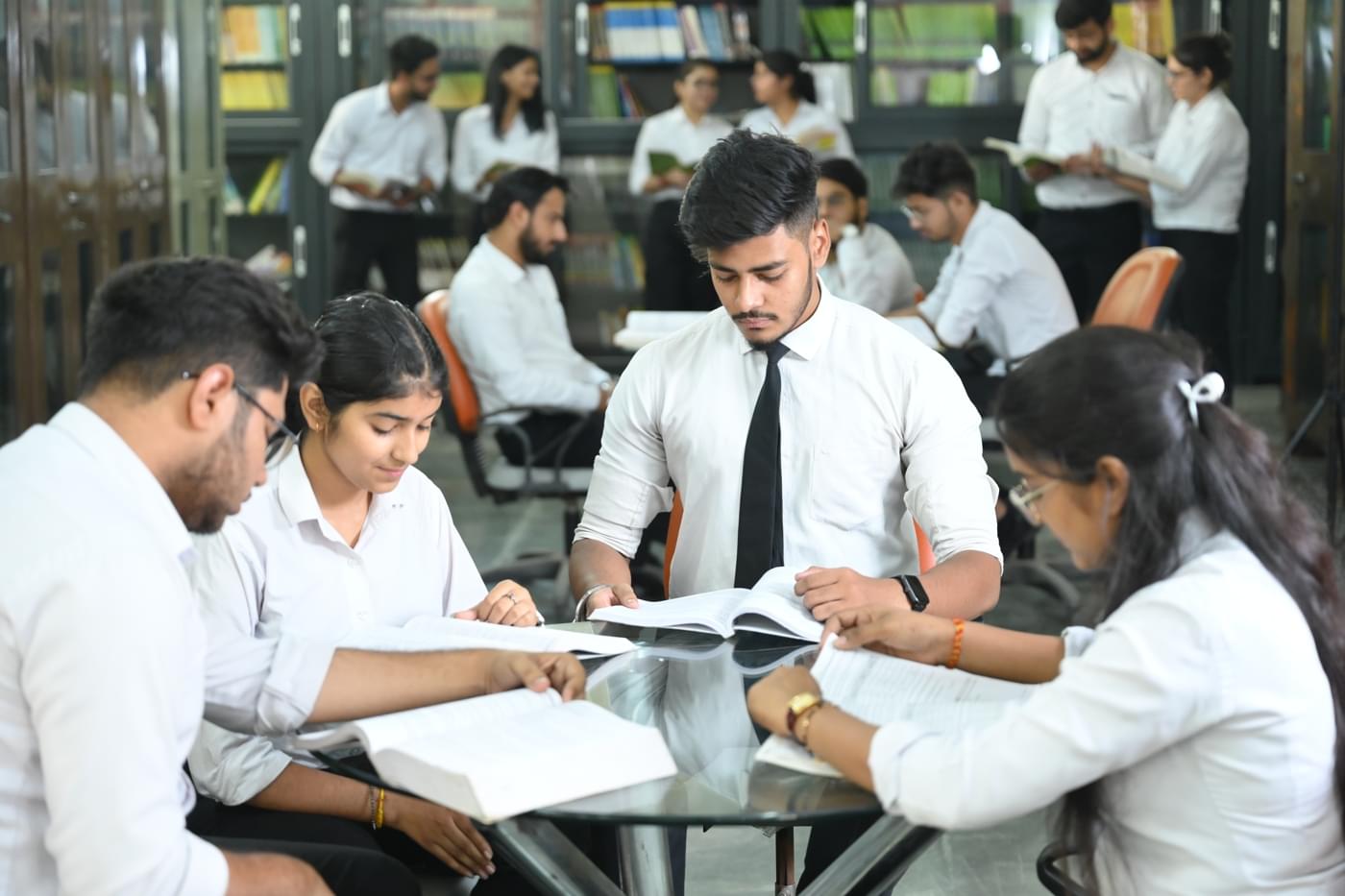 HLM Group of Institutions Ghaziabad Library & Labs photo 12