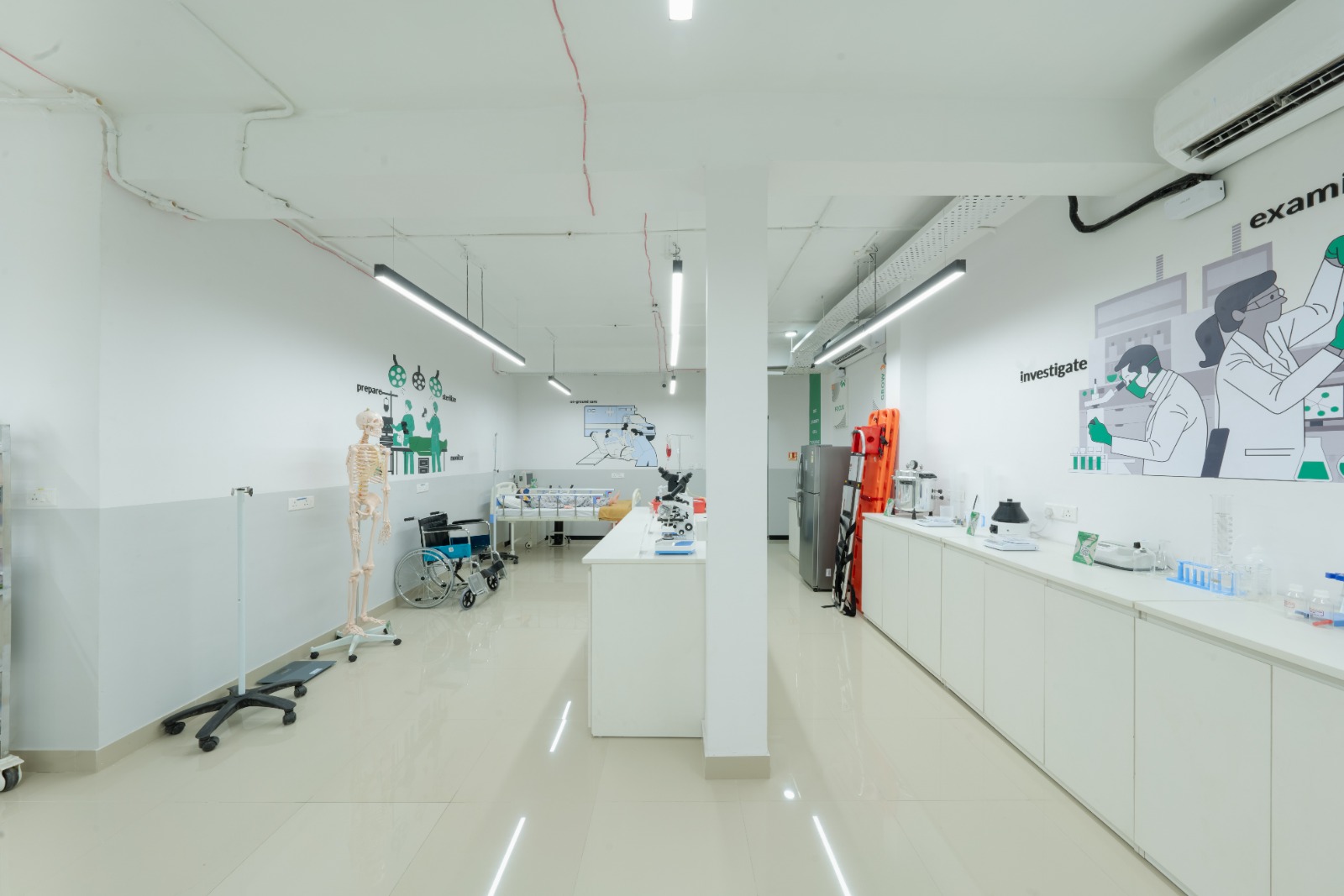 Yenepoya University Powered by Emversity. Lab photo 7