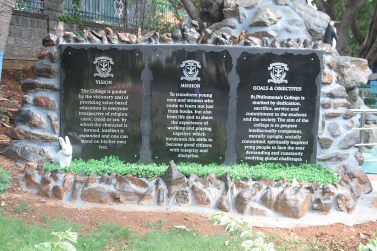 St. Philomena's College Mysore Building photo 8