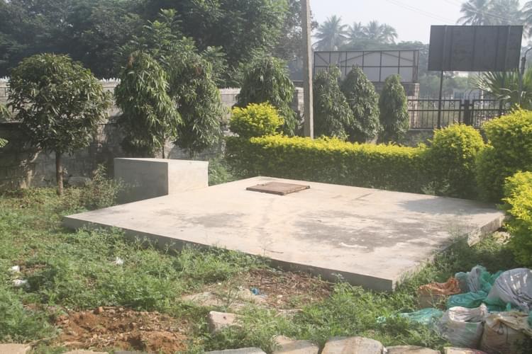 St. Philomena's College Mysore Building photo 13