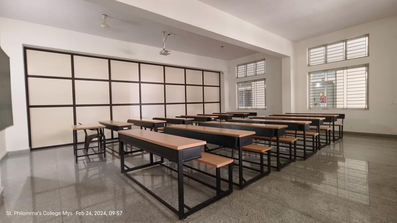 St. Philomena's College Mysore Building photo 43