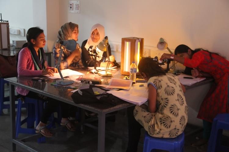 St. Philomena's College Mysore Labs photo 1