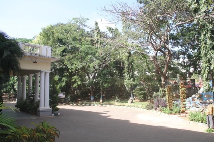 St. Philomena's College Mysore Parking photo 4