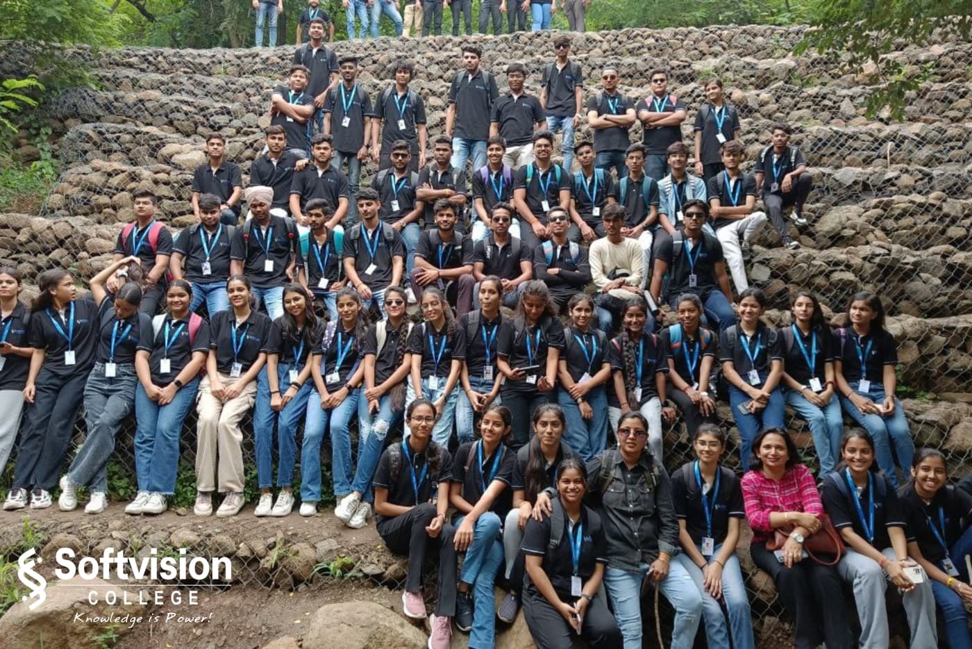 Softvision College Indore College Trip photo 2